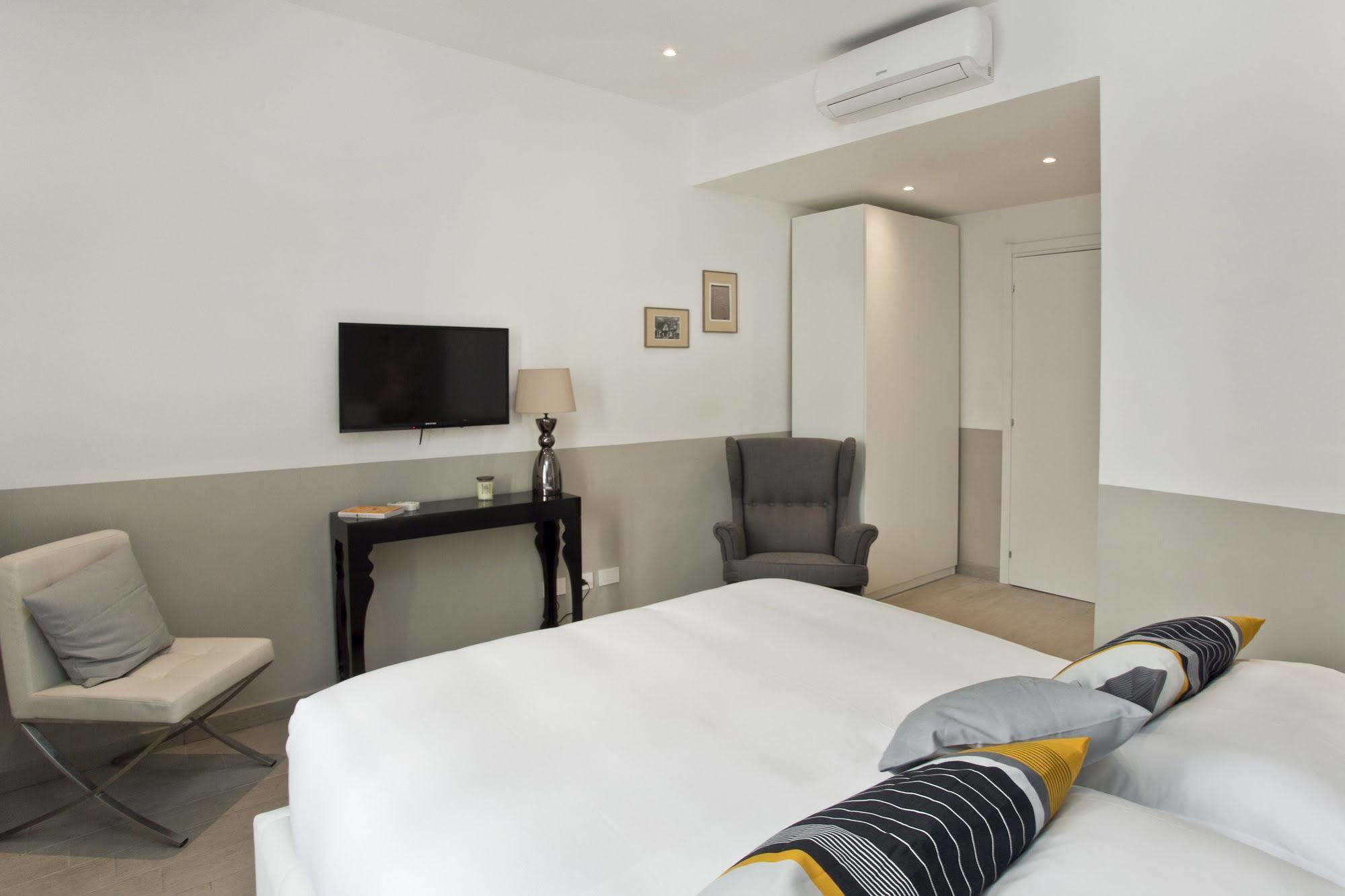 Sallustio Fine Rooms Guest House Roma Exterior foto